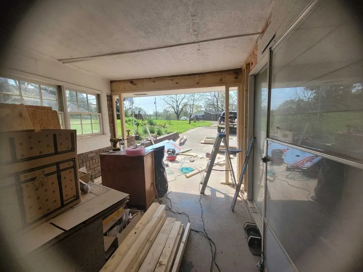 Air movers and dehumidifier for Drying & Dehumidification in Oakland